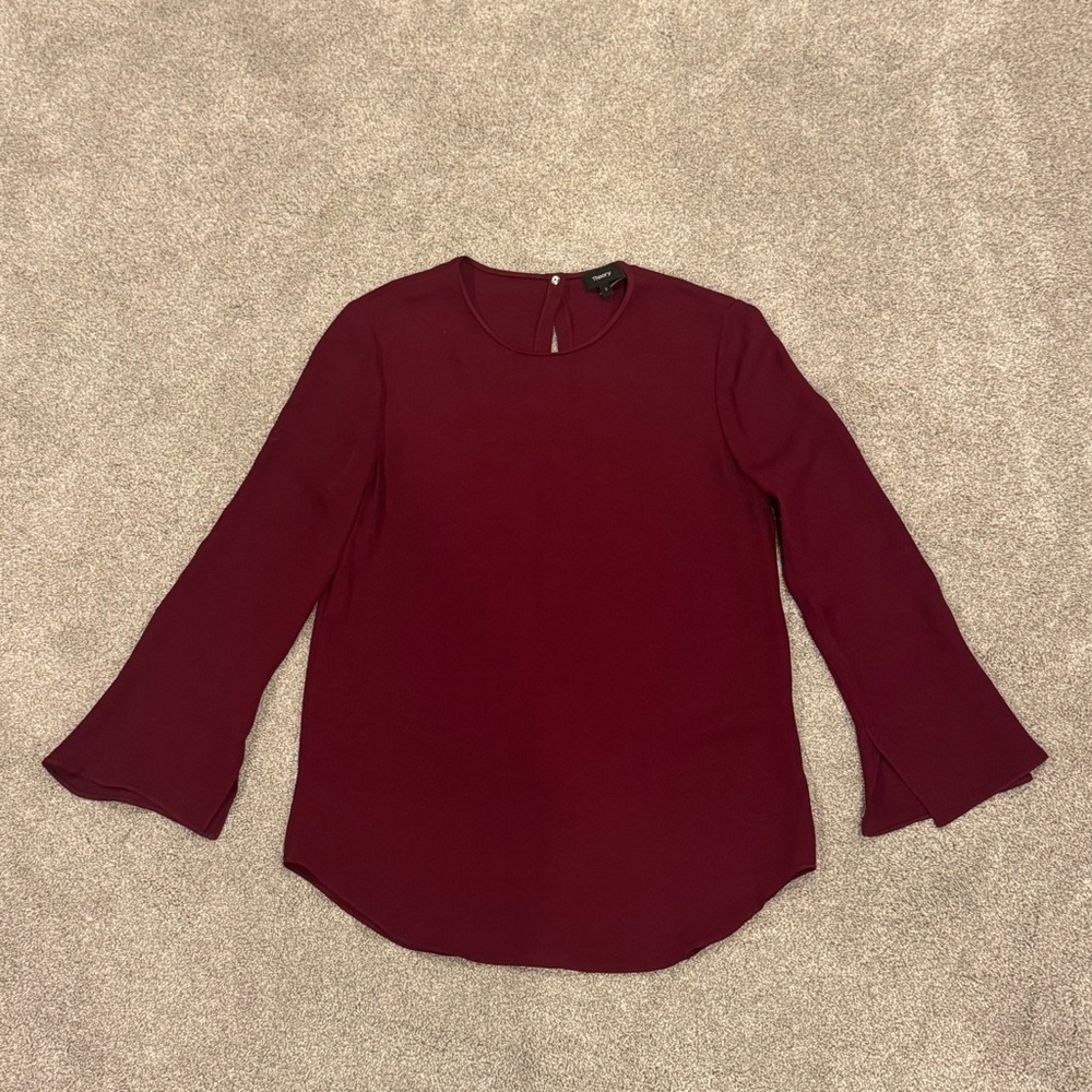 Theory "Bringham" blouse in classic silk georgette burgundy size small like new - Picture 4 of 11